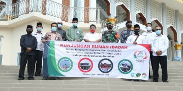 Bersama Kemenag dan Pemkab Kepulauan Anambas,  Danramil 02/Tarempa kunjungi Sejumlah Rumah Ibadah