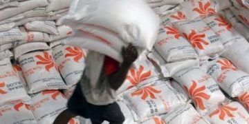 Bulog Diminta Jamin Ketersediaan Bahan Pokok Natal dan Tahun Baru
