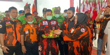Hadiri Pelantikan PP Bathsol, Kasmarni Harap PP Beri Rasa Aman dan Humanis ke Masyarakat