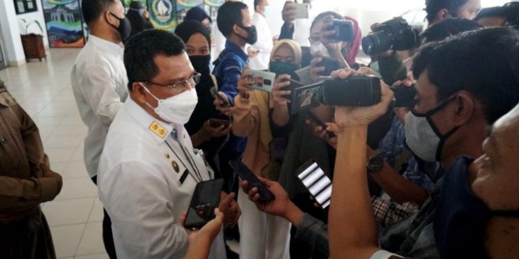 Hadiri Paripurna Berakhirnya Masa Jabatan Gubernur Kepri, Sekda Sebut Jabatan Gubernur Berakhir 12 Februari Ini