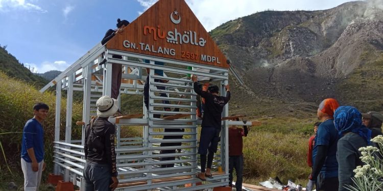 Para Pendaki Akan Miliki Mushala Tertinggi di Gunung Talang, Besok diresmikan Rektor Unand