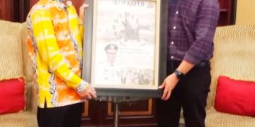 Bahas Pengembangan Media di Riau, Manajemen Poskota Silaturahmi dengan Gubri