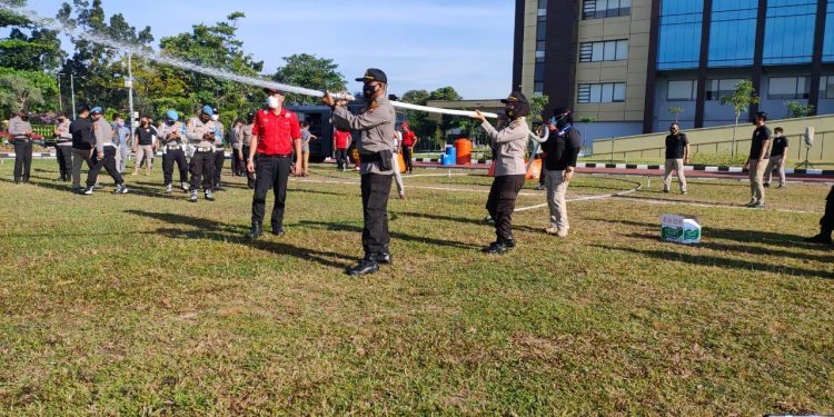 Polda Riau Gandeng PT RAPP Latih Personil Atasi Karhutla