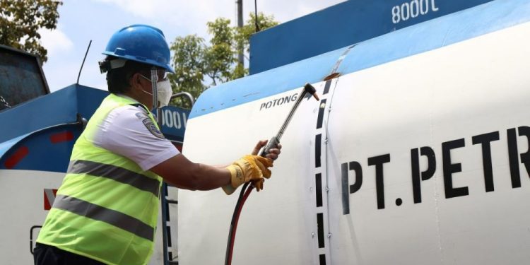 Berikan Efek Jera, Kemenhub Potong 209 Truk ODOL di Riau