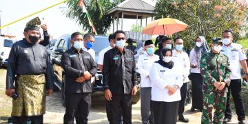 Bupati Kasmarni Silaturahmi dengan Suku Sakai di Duri