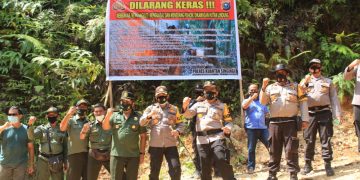 Cegah Pembalakan Liar, Kapolres Kuansing dan Sijunjung Patroli Bersama ke Hutan Lindung Bukit Batabuh Areal Bukit Tabandang