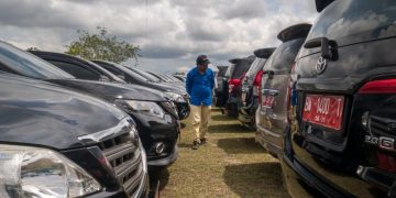 Gubri Isyaratkan Kerahkan Satpol PP Tarik Mobil Dinas Mantan Pejabat