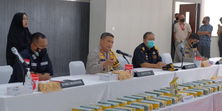 Polda Riau Gagalkan 40 Kilogram Sabu, 50 Ribu Butir Ekstasi Masuk Riau