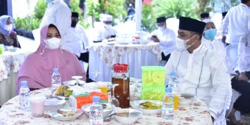 Bupati dan Wakil Bupati Bengkalis Buka Puasa Bersama dengan Masyarakat Pinggir