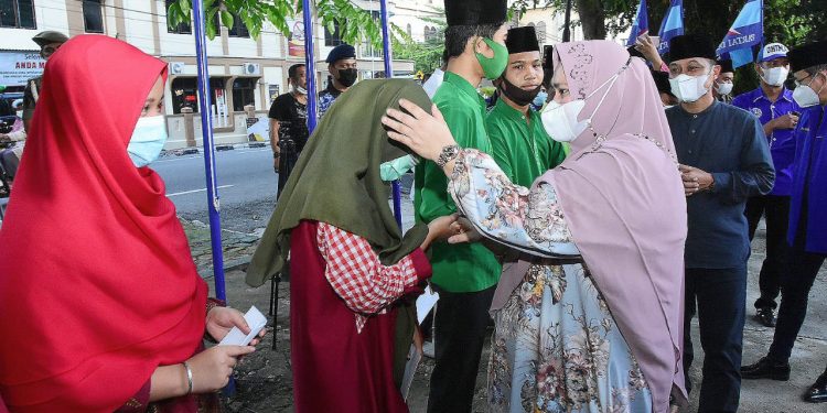 Pererat Silaturahmi, Bupati dan Wabup Bengkalis Buka Puasa Bersama Pengurus DPC Demokrat