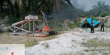 Polsek Singingi Lakukan Pembakaran 3 unit Dompeng