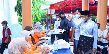 Wabup Bagus Santoso Tinjau Lokasi Vaksinasi Massal