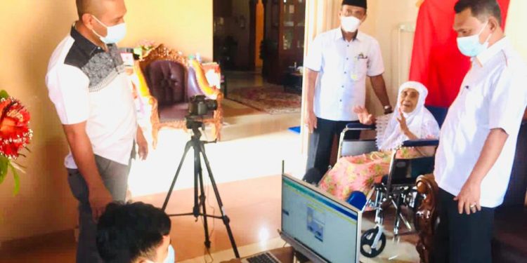 Molduk Terbitkan 1.200 Lembar KTP Warga Talang Muandau