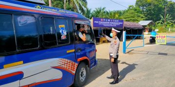 Ratusan Kendaraan Diminta Putar Balik di Perbatasan Riau-Sumut