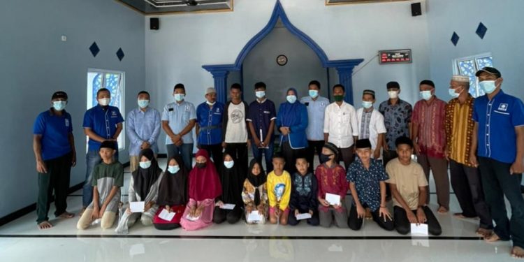 DPD PAN Kuansing Santuni 35 Anak Yatim, Komperensi : Alhamdulillah Masih Bisa Berbagi