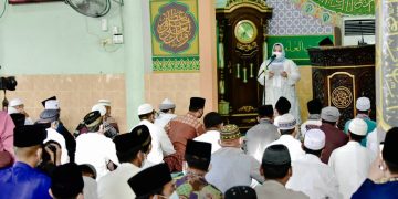 Bupati Bengkalis Sholat Ied Bersama Masyarakat Pinggir