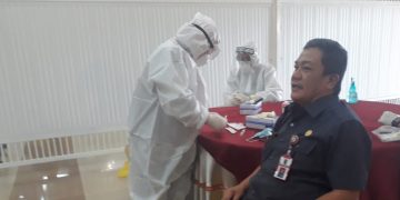 Jelang Pertemuan dengan Presiden, Seluruh Bupati/Wali Kota di Riau Tes Swab