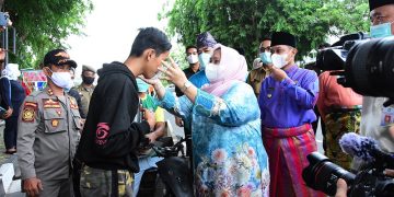 Pastikan Masyarakat Terapkan Prokes, Bupati dan Wabup Tinjau Pelaksanaan PPKM di Kota Bengkalis