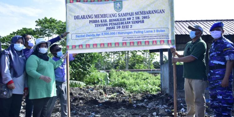 Jika Membandel Buang Sampah Sembarangan, Dikenai Sanksi Denda