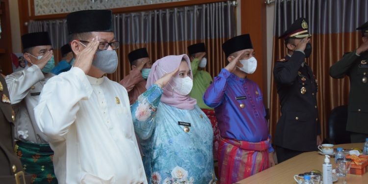 Bupati dan Wabup Bengkalis Ikuti Upacara Virtual Hari Lahir Pancasila