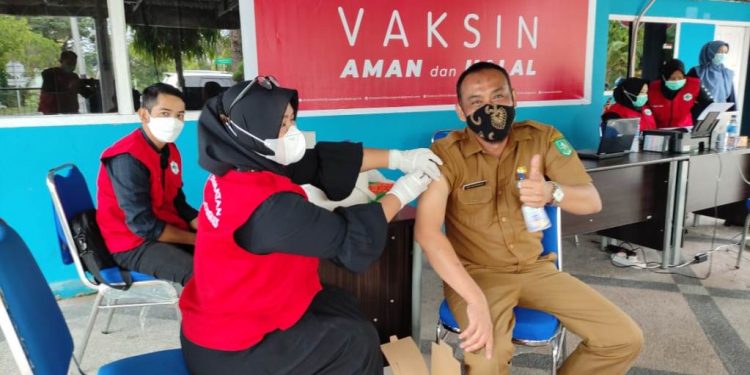 ASN dan Honorer Diskominfotik Bengkalis Divaksinasi Tahap Kedua