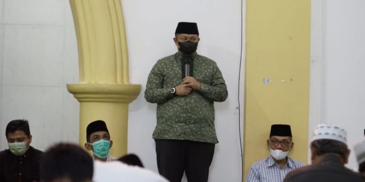 Terpilih Aklamasi, Camat Riki Ketua Umum Masjid Besar Arrafah Duri, Minta Ingatkan Jika Salah