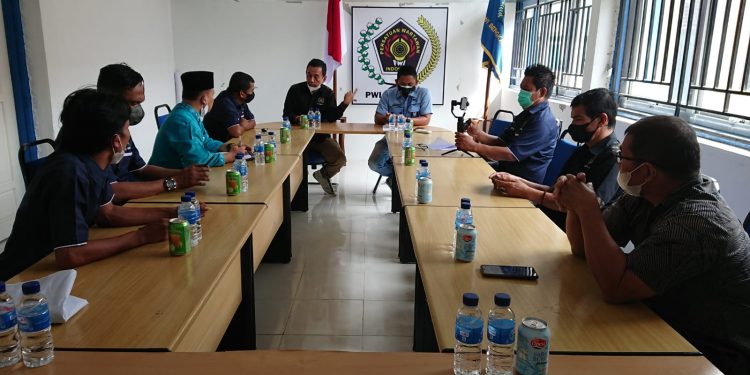 Studi Banding PWI Rohil ke PWI Bengkalis Hasilkan Tiga Konsep Terapan