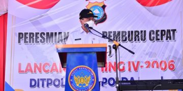 Gubri dan Kapolda Riau Resmikan Kapal Polisi Cepat