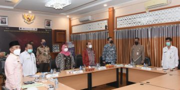 Bupati Kasmarni Ikuti Rakornas Pengendalian Inflasi 2021