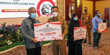 Gubernur Ansar Luncurkan Program Bantuan Sosial