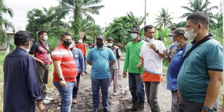Hari Bersih Sampah Sedunia, Camat Riki Goro di Pematang Pudu