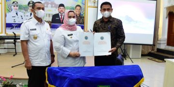 Bengkalis Terima Hibah Pemasangan 1000 Lampu Jalan Tenaga Surya