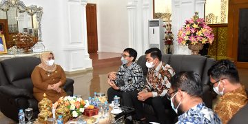 Bahas Perpajakan, Bupati Kasmarni Terima Kunjungan KPP Permata di Rumah Aspirasi