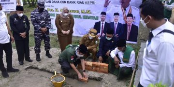 Bupati Kasmarni Dampingi Gubri Kunjungi Ponpes Modern Nurul Hidayah