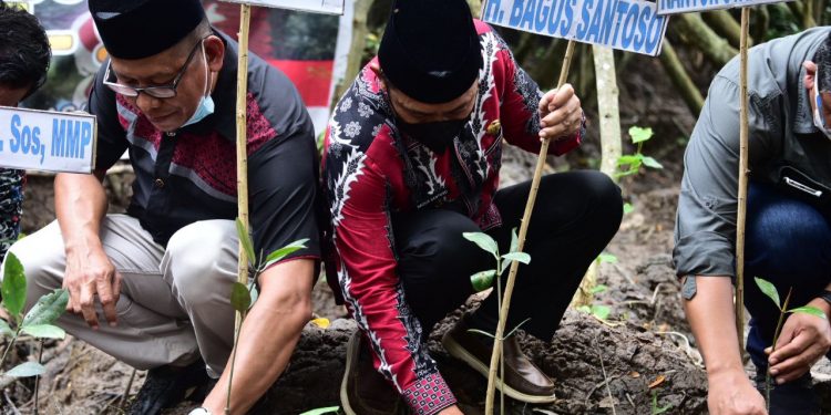 Wabup Bagus: Deklarasi Penyelamatan Mangrove Wujud Kepedulian Akan Lingkungan