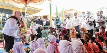 Bupati Kasmarni Ajak Sosialisasikan Pentingnya Konsumsi Pangan B2SA
