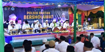 Bupati Bengkalis Hadiri Polsek Bantan Bershalawat