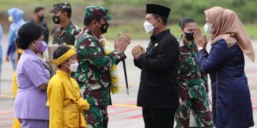 Gubenur Ansar Hadir peresmian Makogabwilhan dan Monumen Tri Matra  Dompak