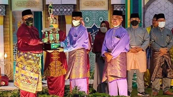Tutup MTQ Tingkat Kecamatan Mandau, Bupati Ucapkan Tahniah Ke Pemenang