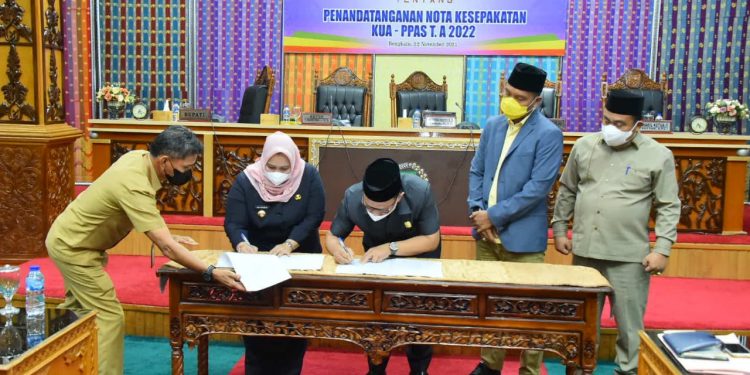 Bupati Bengkalis Tandatangani KUA PPAS APBD Kabupaten Tahun 2022