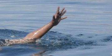 Tim SAR Pekanbaru Lakukan Pencarian Remaja Tenggelam di Sungai Kampar