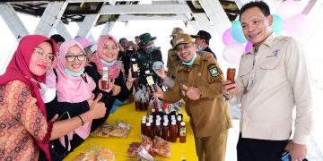 Buka Festival Budaya Bahari, Wabup Bagus Ajak Masyarakat Kembangkan Potensi Pariwisata