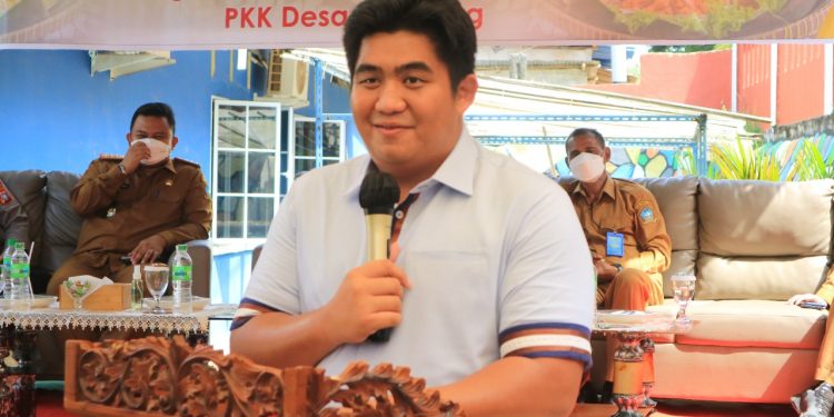 Apresiasi Keberhasilan Desa Numbing, Roby Ingin Jadi Percontohan Desa Lain di Bintan
