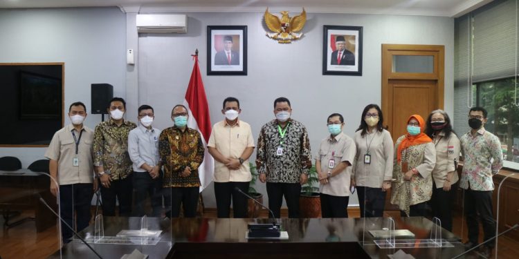 Datangi Kantor Kemenkes RI, Gubernur Ansar Minta Data PMI Terkonfirnasi Covid Dipisah