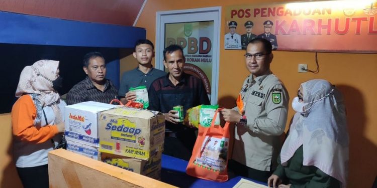 Desa Aliantan Rohul Dilanda Banjir, BPBD Riau Kirim Bantuan Logistik
