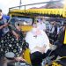 Naiki Becak Motor,  Bupati Kasmarni Antar AKBP Hendra Gunawan ke Pelabuhan