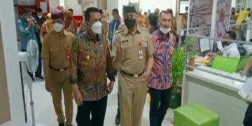 Gubernur Kepri Ansar Boyong Bupati Se-Kepri Lihat Mall Pelayanan Publik di Banyuwangi