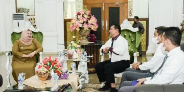 Audiensi dengan Pimpinan Bank Riau Kepri, Bupati Kasmarni Dukung Konversi Bank Riau Kepri Jadi BRK Syariah