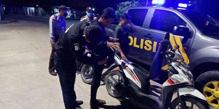 Ciptakan Kondisi, Polisi Amankan 46 Preman dan Ribuan Miras