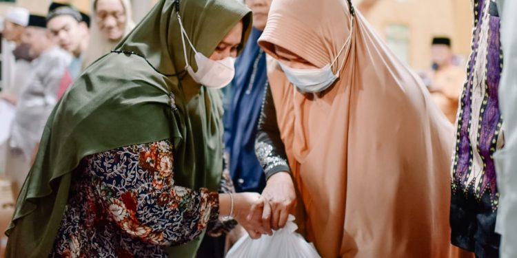 Bersafari di Kecamatan Rupat, Bupati Kasmarni Komit Bangun Infrastruktur